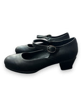 Folklorico Black Shoes with Nails Manzano