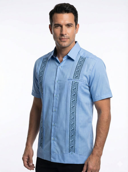 Men’s Light Blue Linen Guayabera Grecas