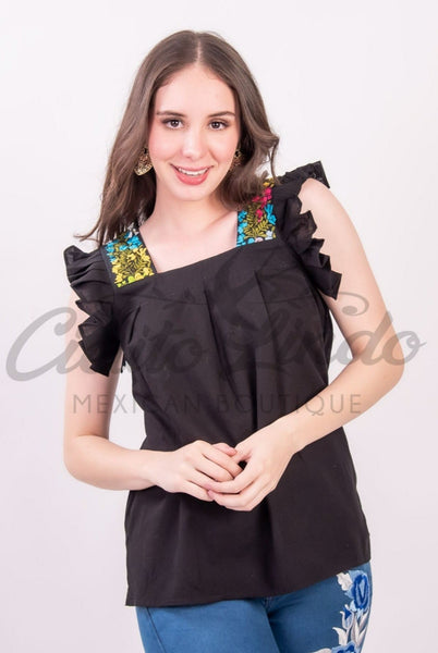 María Handmade Black Blouse